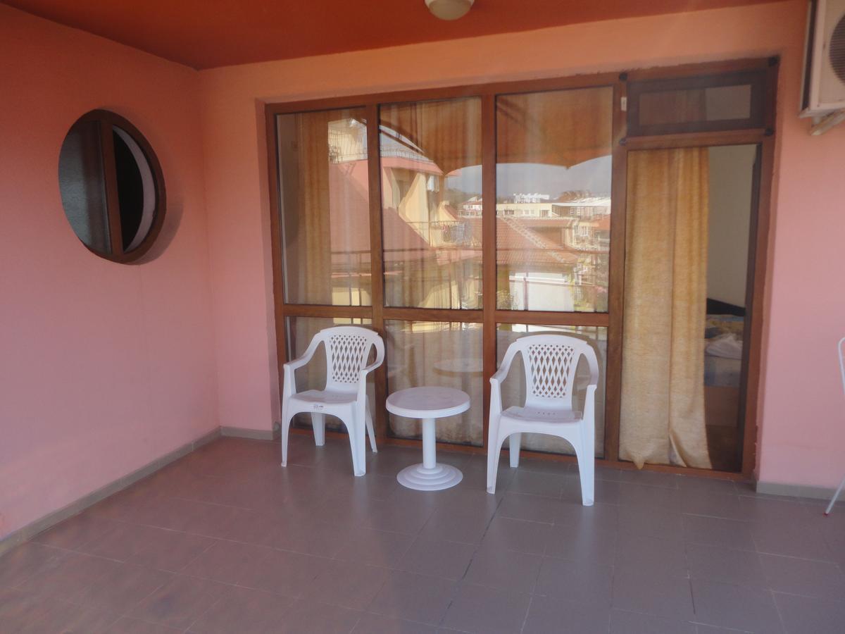 Hotel Kalina Primorsko Exterior photo